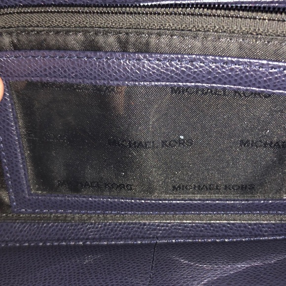 Michael Kors leather zip around wallet. - Picture 6 of 8